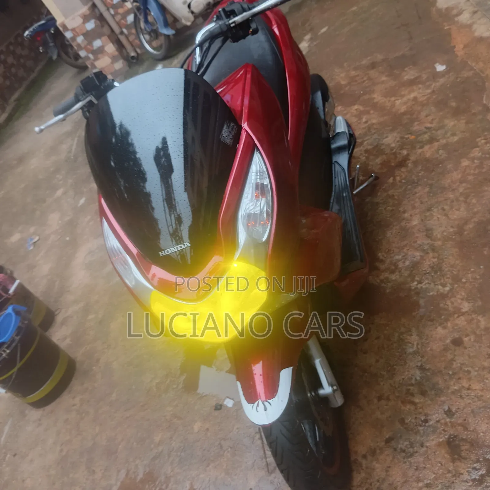 Honda 2013 Red