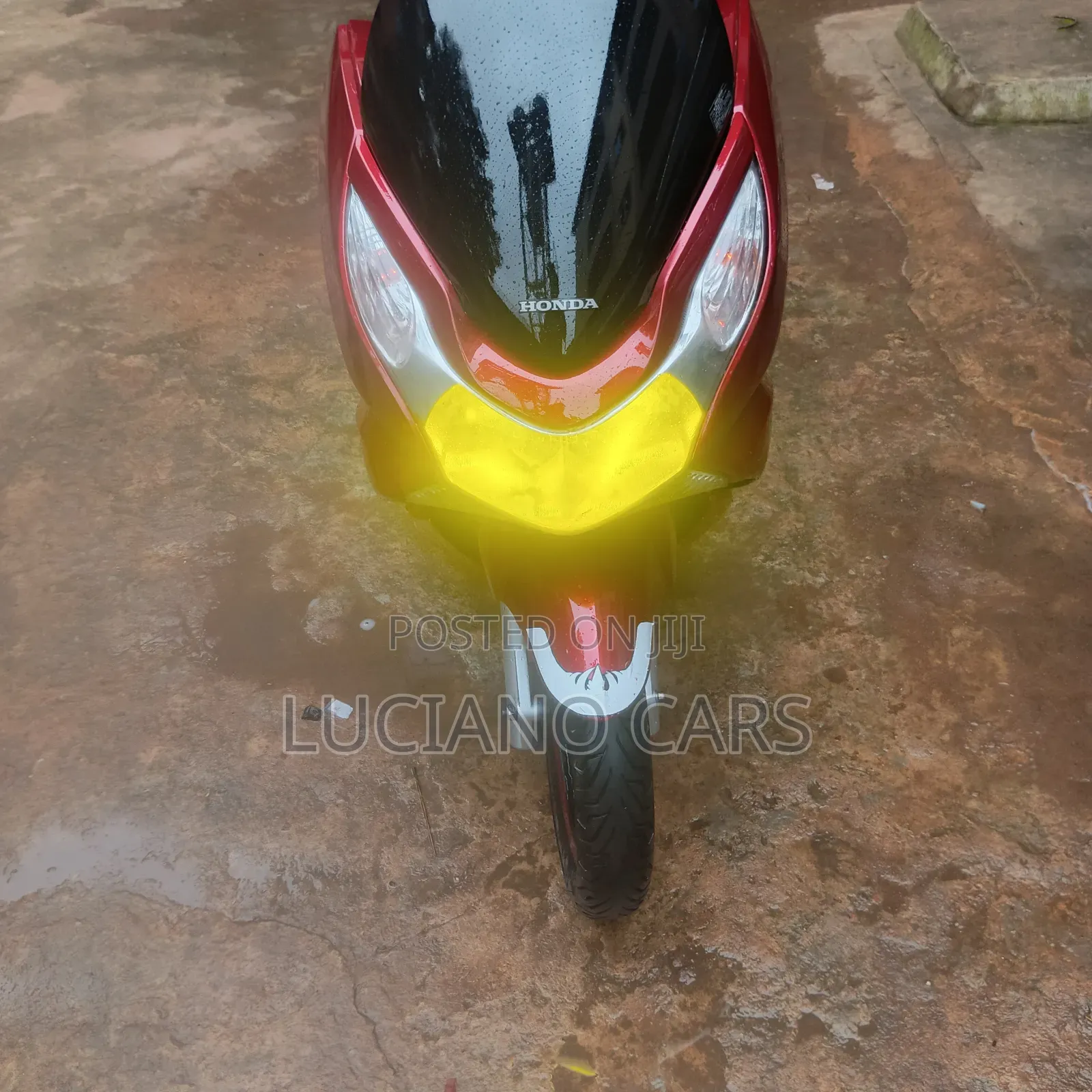 Honda 2013 Red