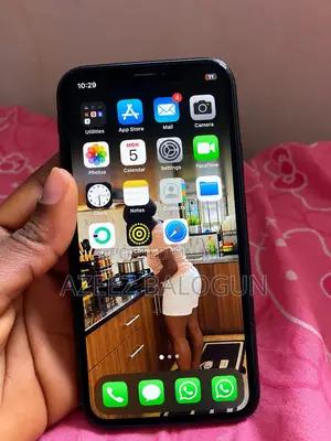 Apple iPhone XR 64 GB Black