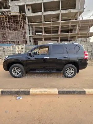 Toyota Land Cruiser Prado 2016 Black