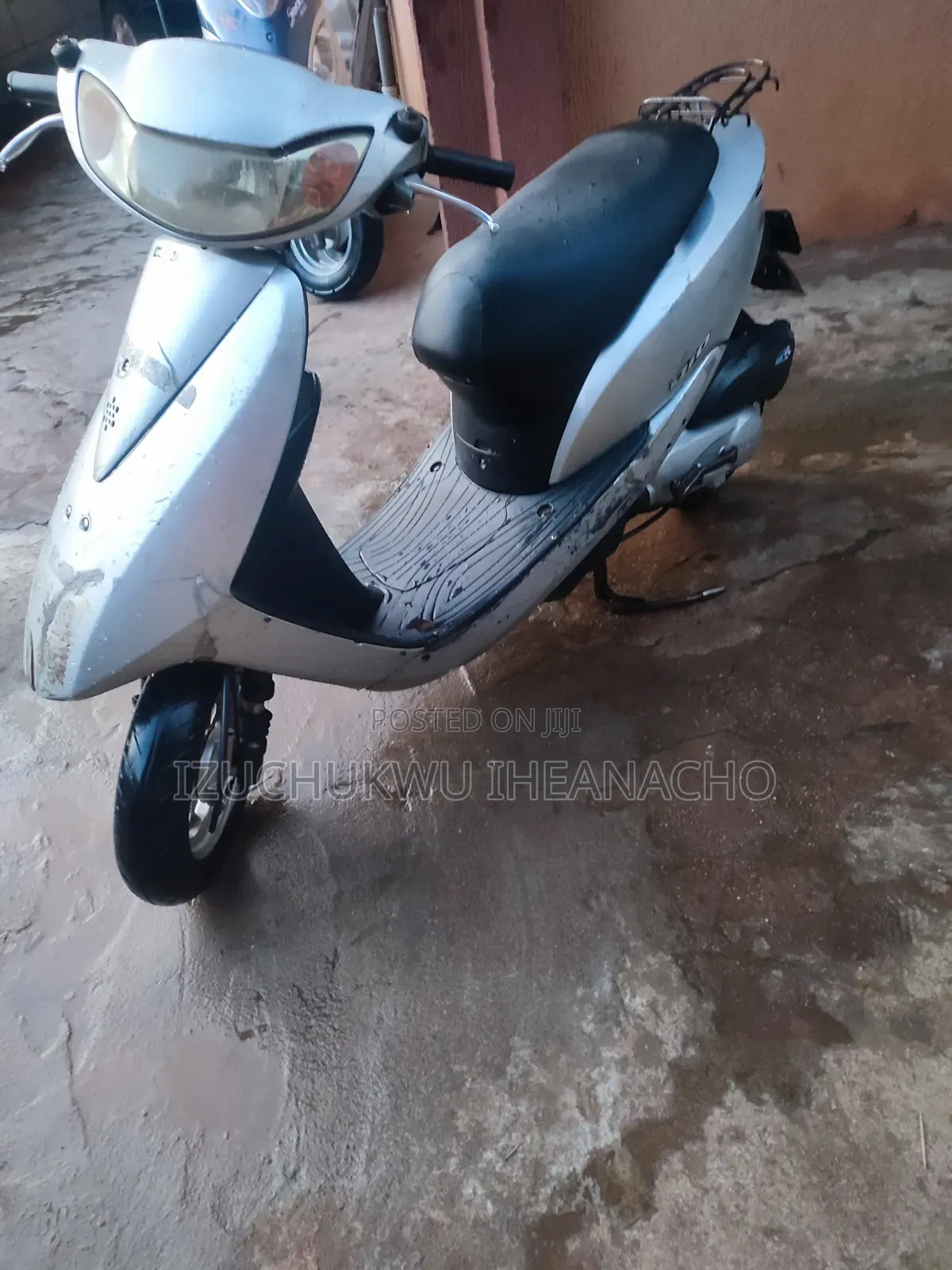 Honda Dio 2006 Silver