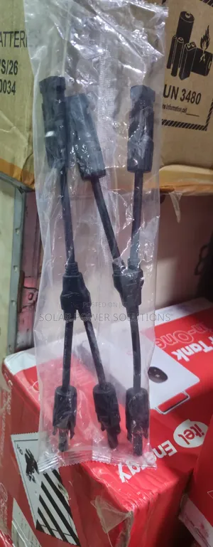 Y Solar Connector