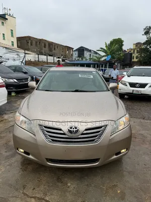 Toyota Camry 2008 Gold