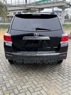 Toyota Highlander Limited 2012 Black