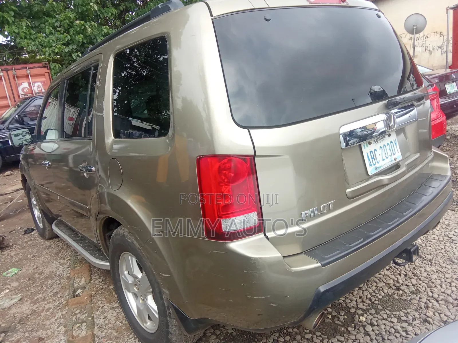 Honda Pilot 2011 Gold