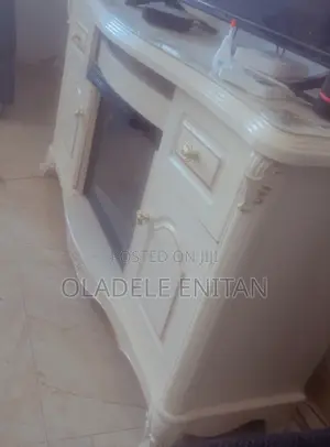 Royal Television Stand