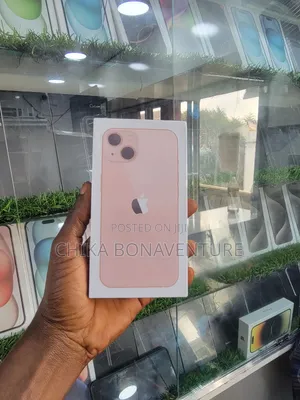 New Apple iPhone 13 128 GB Pink