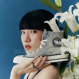 2000 Converse Shoes