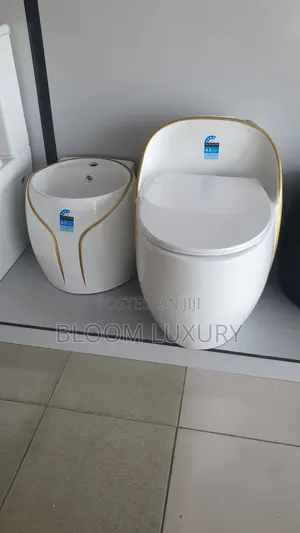 Inbult Tank Water Closet With Wall Hung Basin