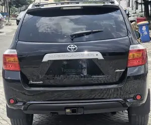 Toyota Highlander Limited 2010 Black
