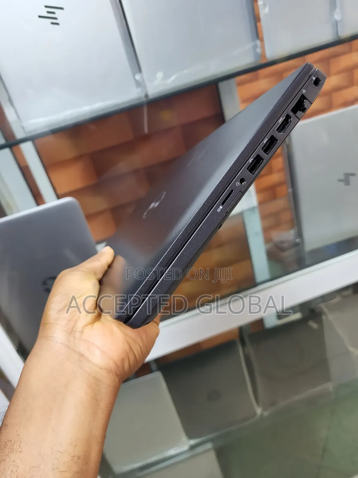 Laptop Dell Latitude 5400 8GB Intel Core i7 SSD 256GB