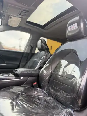 Toyota Highlander XLE 2022 Gray