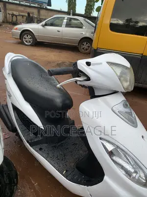 Kymco 2024 White