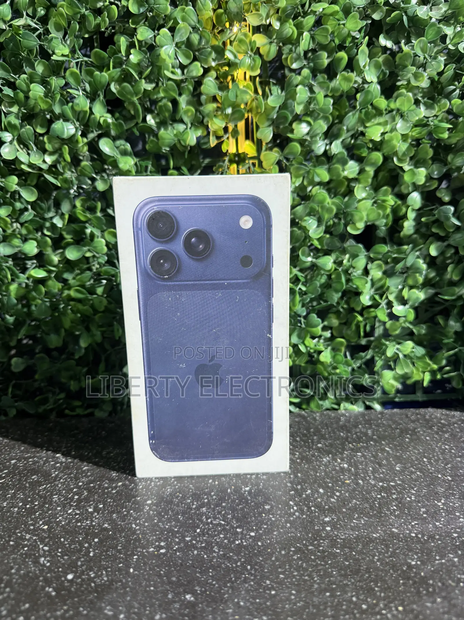 New Apple iPhone 17 Pro 256 GB Blue