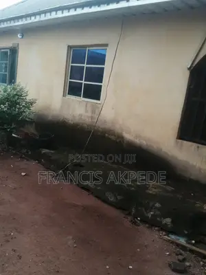 3bdrm House in Benin City for sale