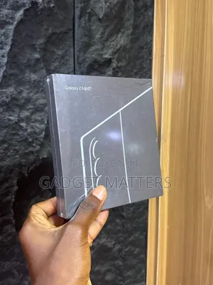 New Samsung Galaxy Z Fold7 512 GB Silver