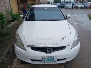 Honda Accord 2004 White