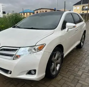 Toyota Venza Limited 4dr Wagon (3.5L 6cyl 6A) 2014 White
