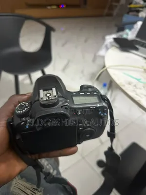 Canon EOS 60d and Lense