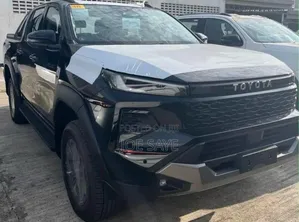 New Toyota Hilux 2026 Black