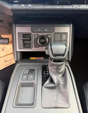 New Toyota Hilux 2026 Black