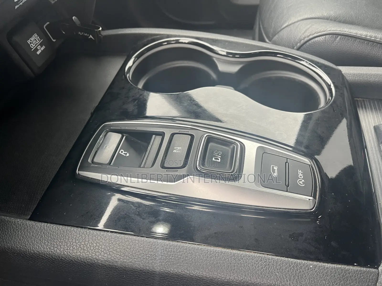 Honda Pilot Touring AWD 2019 Black