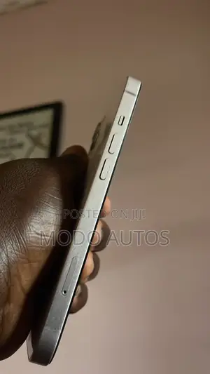 Apple iPhone 13 128 GB White