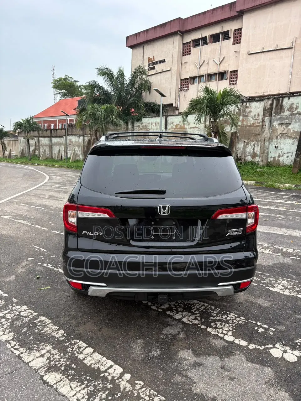 Honda Pilot Touring AWD 2019 Black