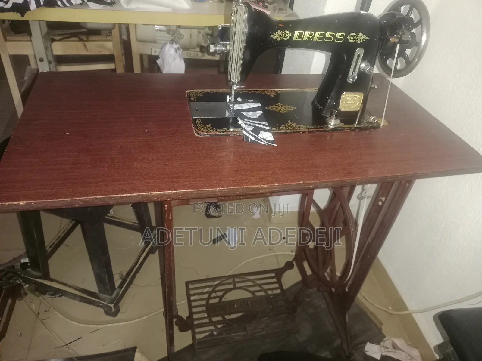Manual Sewing Machine