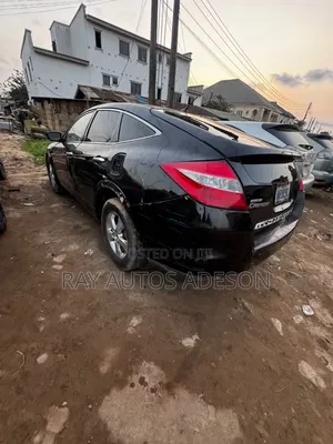 Honda Crosstour 2010 Black