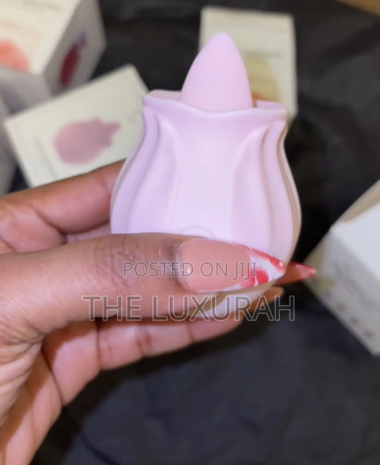 Rose Licker