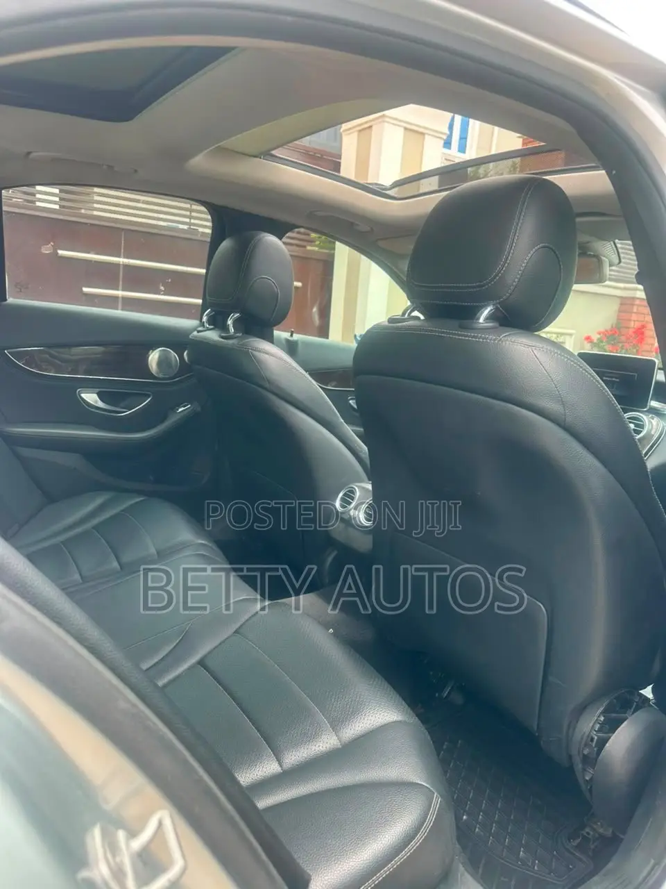 Mercedes-Benz C300 2016 Silver