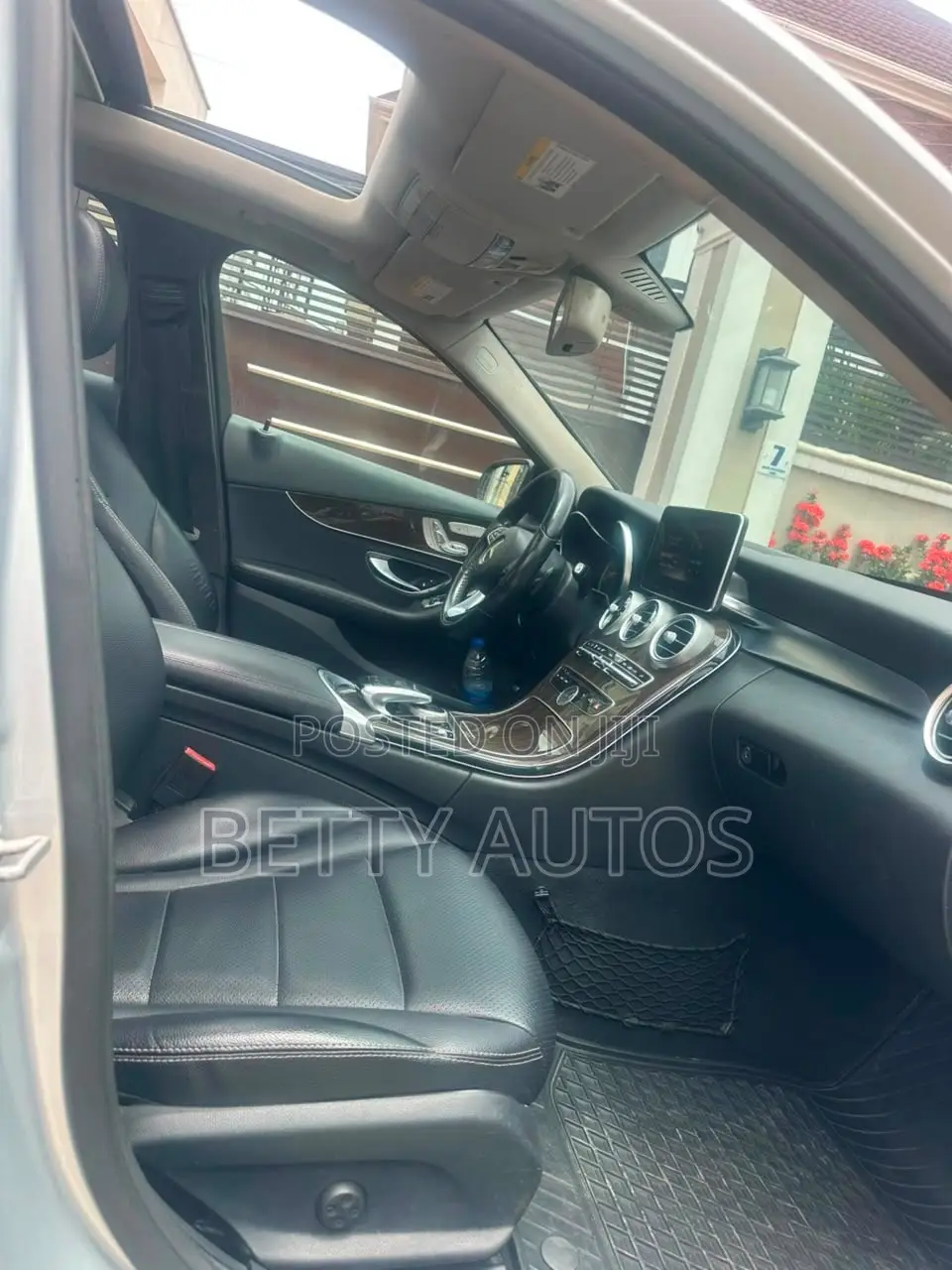 Mercedes-Benz C300 2016 Silver