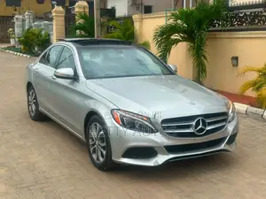 Mercedes-Benz C300 2016 Silver