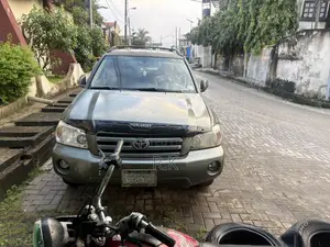 Toyota Highlander 2005 Green