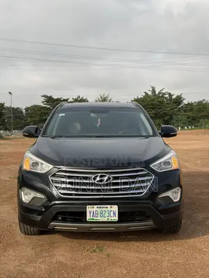 Hyundai Santa Fe 2013 Black