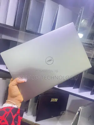 Laptop Dell Precision 5560 16GB Intel Core i7 SSD 512GB