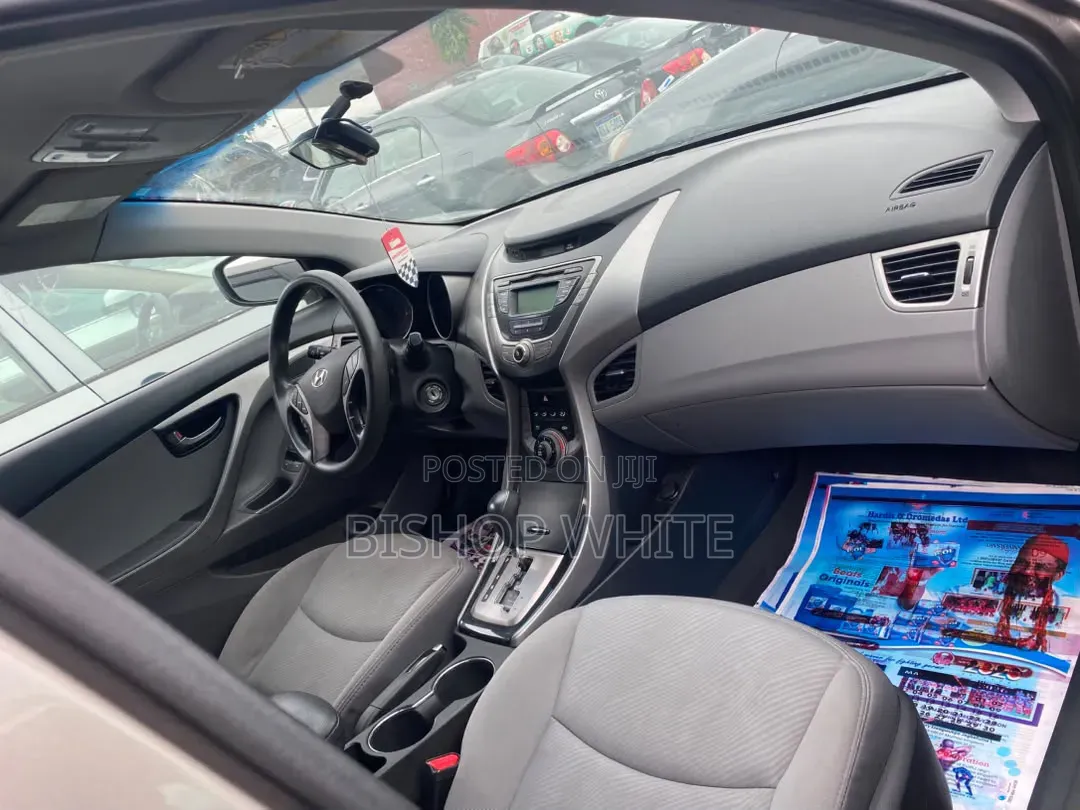 Hyundai Elantra 2013