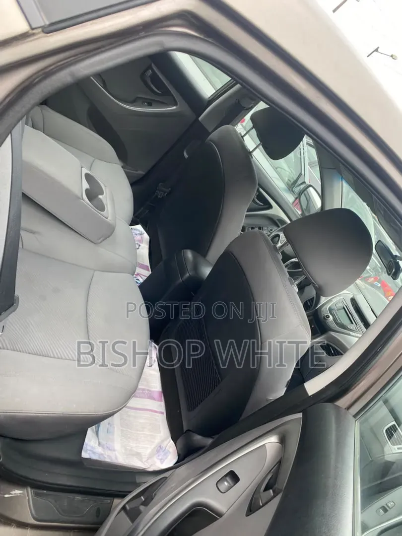 Hyundai Elantra 2013
