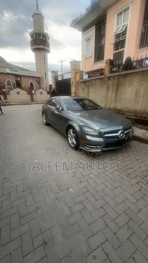 Mercedes-Benz CLS 550 4MATIC 2012 Gray