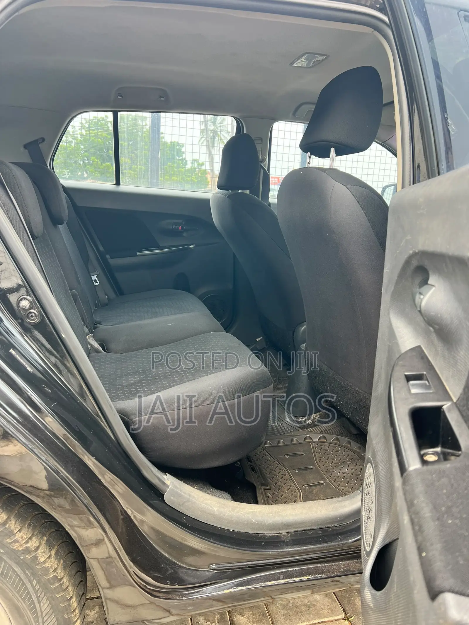Scion xD Base 2008 Black