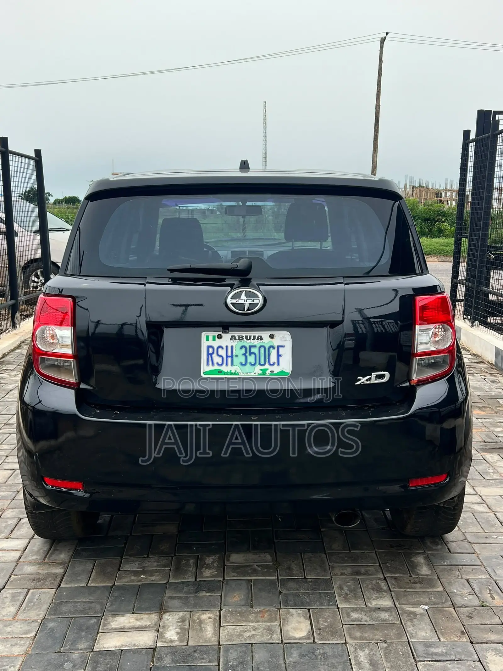 Scion xD Base 2008 Black