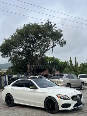 Mercedes-Benz C400 4Matic AWD Sedan (3.0L V6 7A) 2015 White