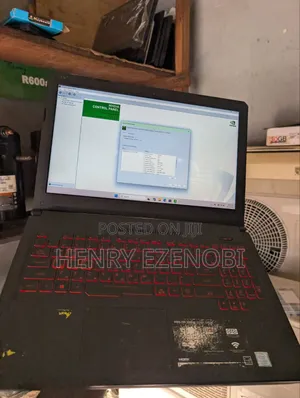 Laptop Asus TUF Gaming FX504 8GB Intel Core i7 HDD+SSD 512GB