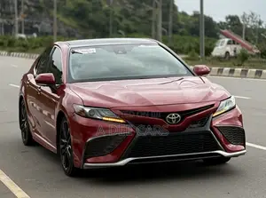 Toyota Camry XSE V6 2022 Red