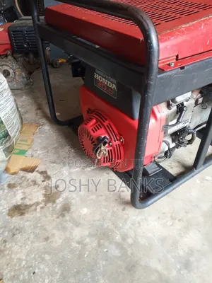 Honda ELEMAX Petrol Generator