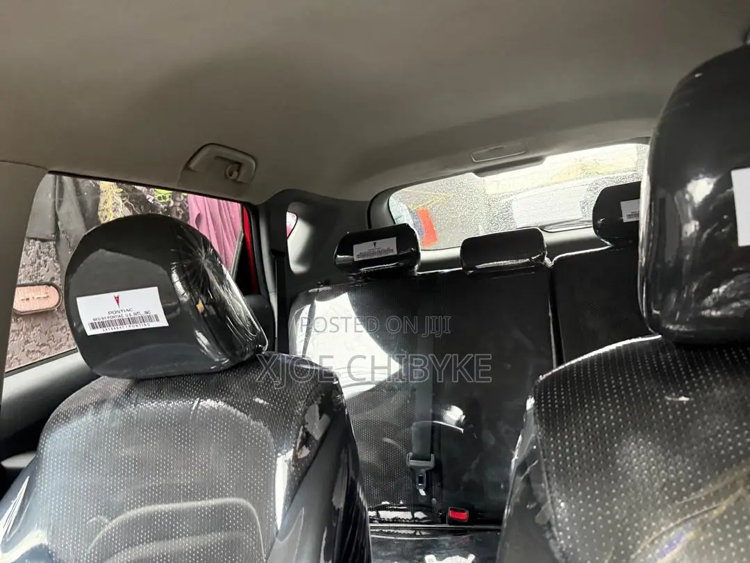 Pontiac Vibe 2009 Red