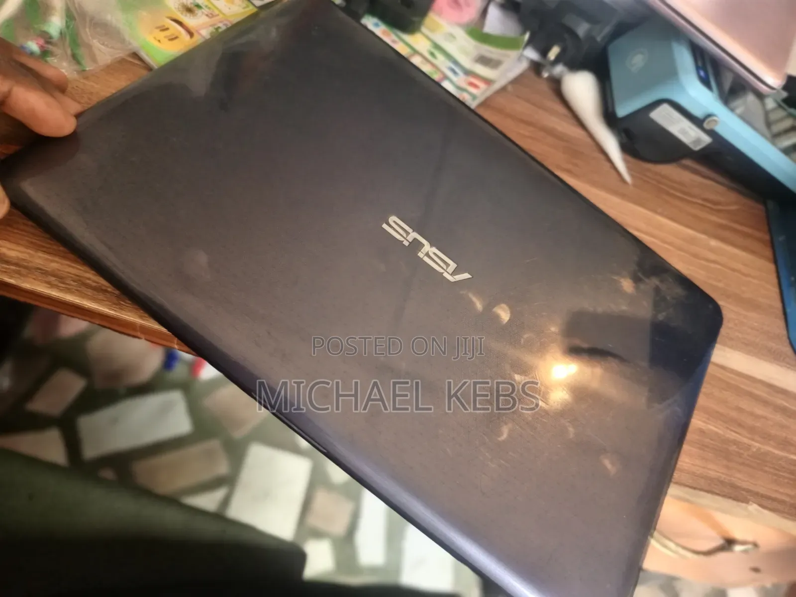 Laptop HP Stream 11-ah110hr 4GB Intel Core i5 SSD 60GB