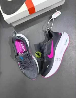 Nike Women’s Luxury Sneakers – Fully Boxed