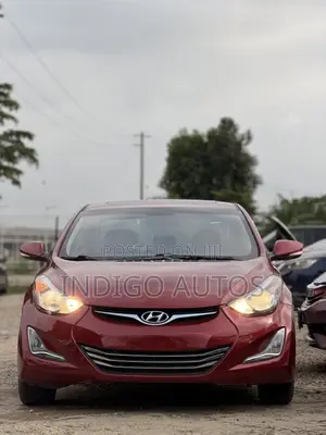 Hyundai Elantra 2015 Red